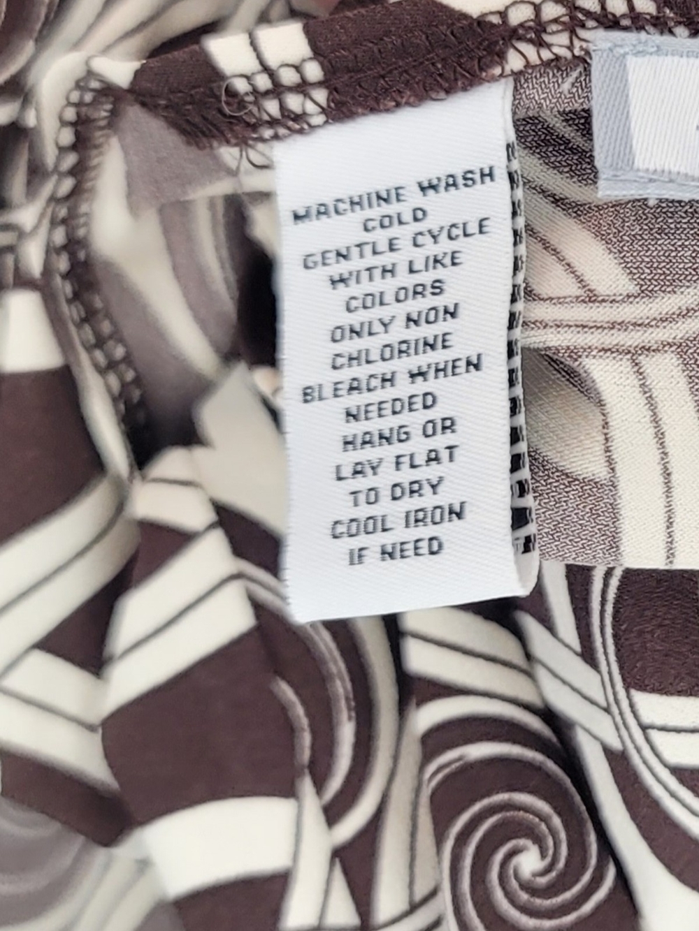 LADY HATHAWAY - Size 14 Patterned Brown and Cream Twist-Front Midi Dress - Picture 6 of 8